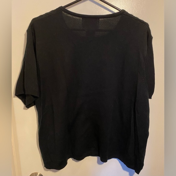Black short sleeve sweater by Image - Picture 2 of 3